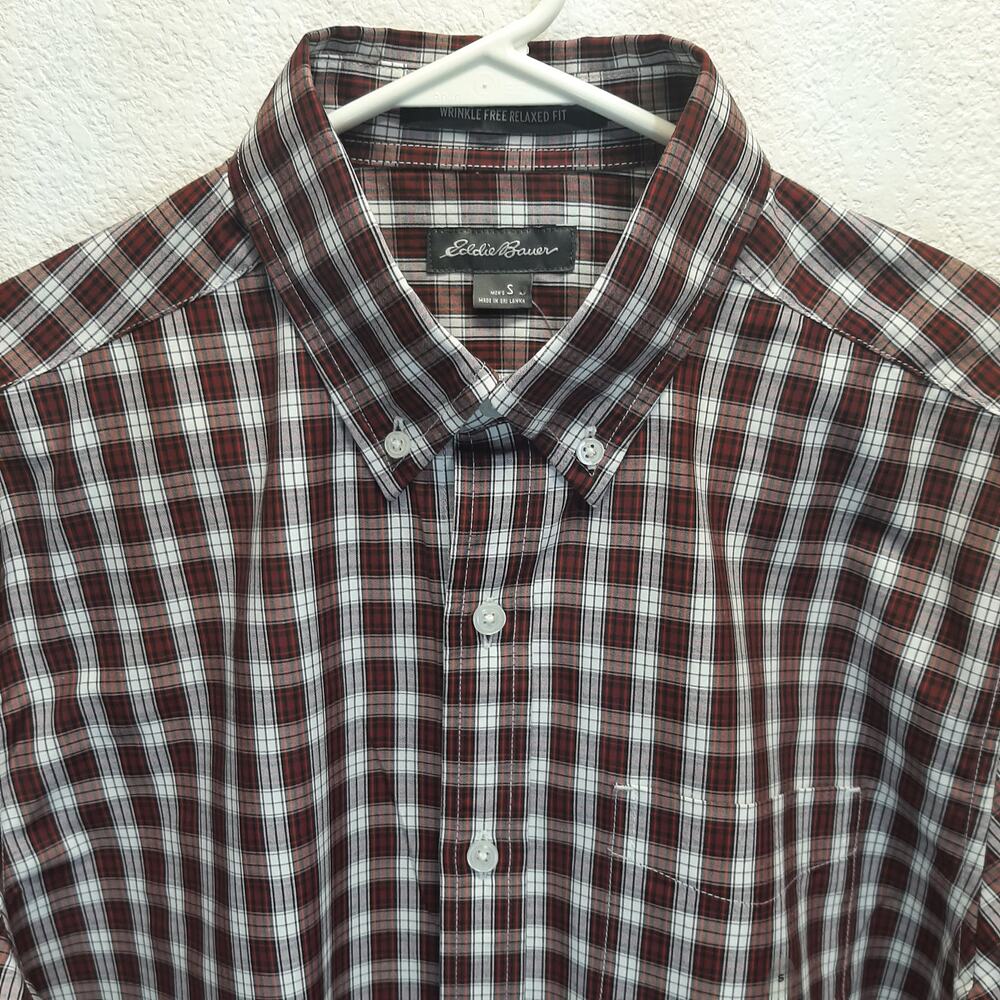 NWT Eddie Bauer Men's Wrinkle Free Relaxed Fit Plaid Button Down Shirt l Size: S